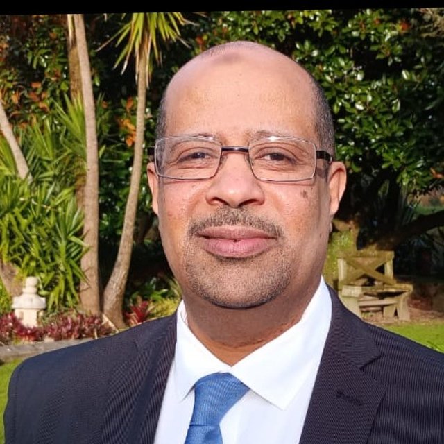 Portrait of Dr Elrasheid Elkhidir